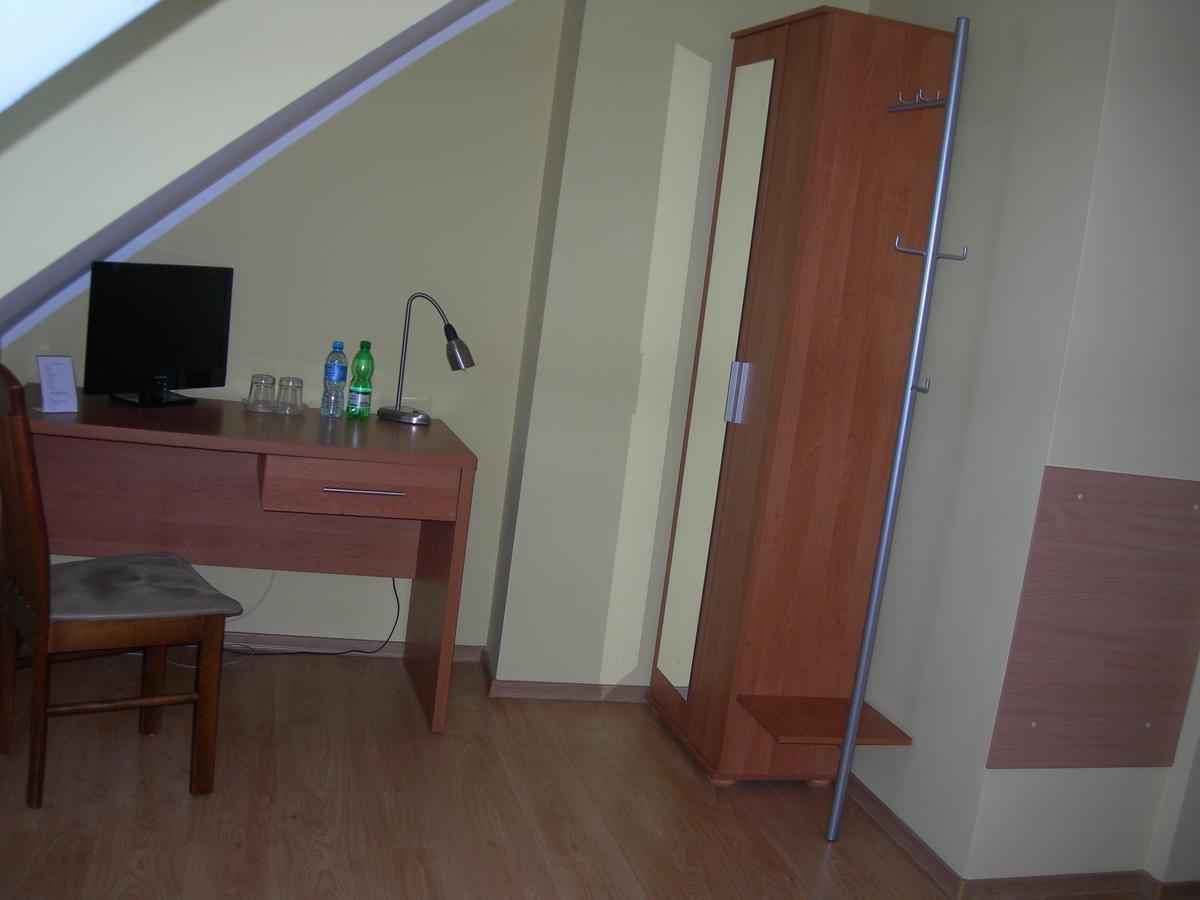 Zajazd Podjadek Osjaków Exterior foto
