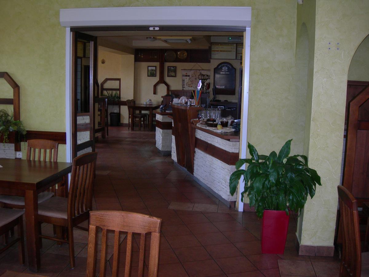 Zajazd Podjadek Osjaków Exterior foto