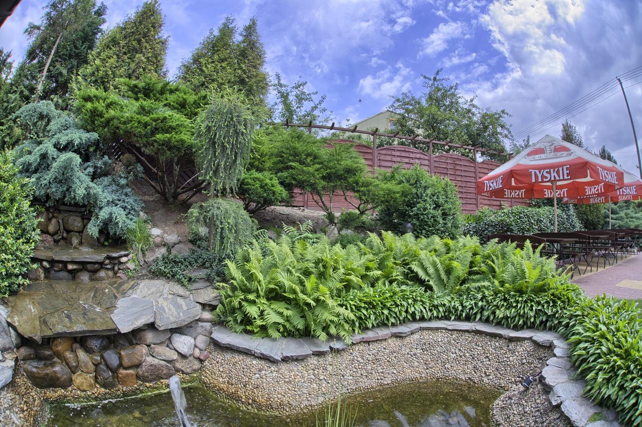 Zajazd Podjadek Osjaków Exterior foto