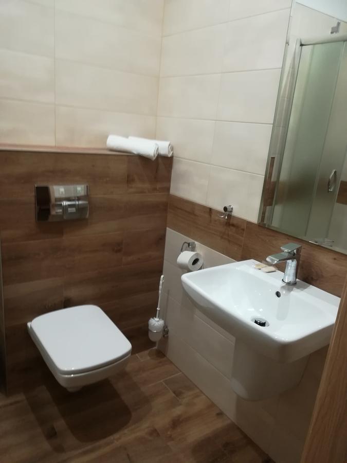 Zajazd Podjadek Osjaków Exterior foto