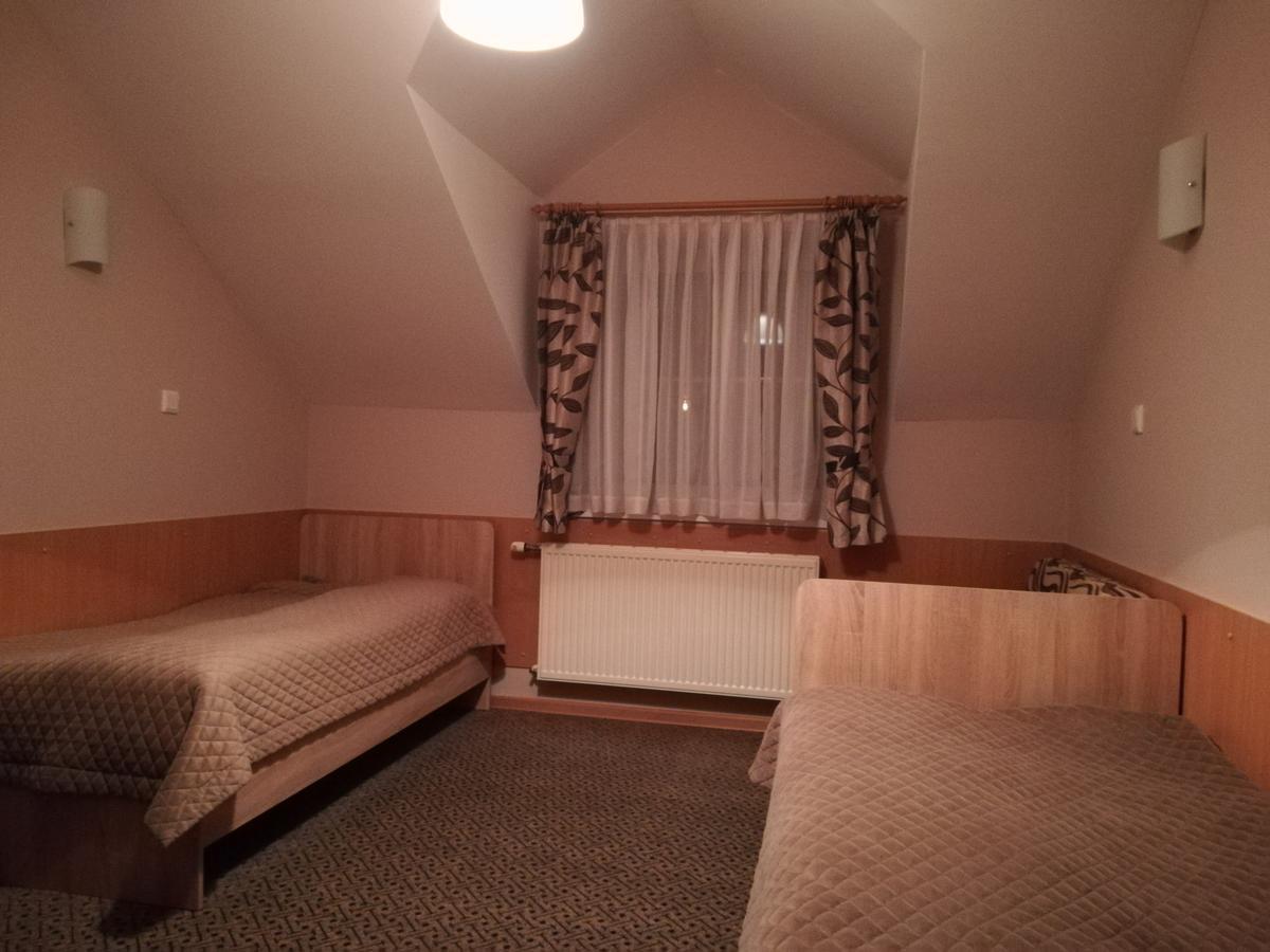 Zajazd Podjadek Osjaków Exterior foto